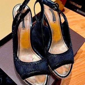 Louis vuitton dark blue wedges